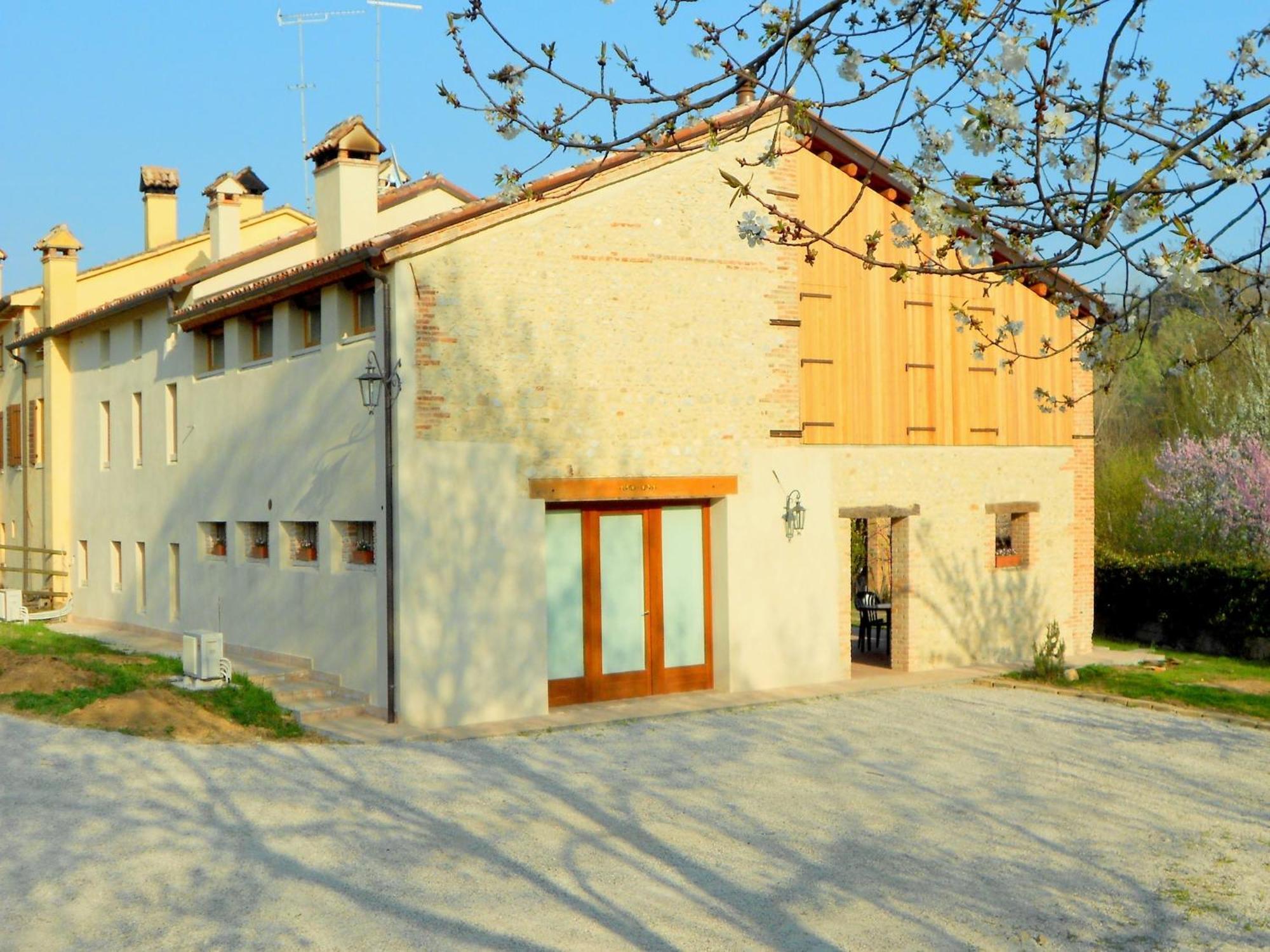 阿索洛Modern Farmhouse In Pagnano Italy Near Forest别墅 外观 照片